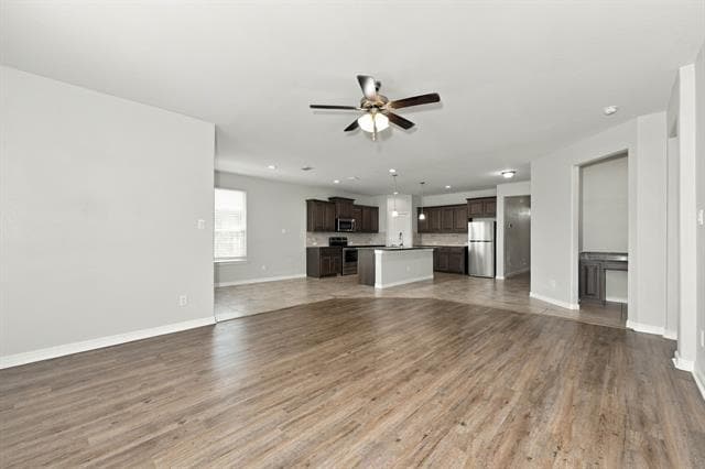 Building Photo - 2614 Lavender Ln