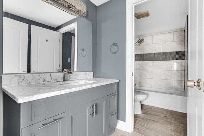 Building Photo - 2035 Stanley Ct