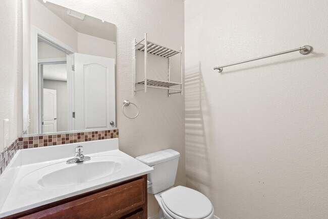 Building Photo - 14029 Volcanic Rock Dr