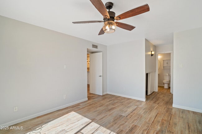 Building Photo - 1717 E Union Hills Dr