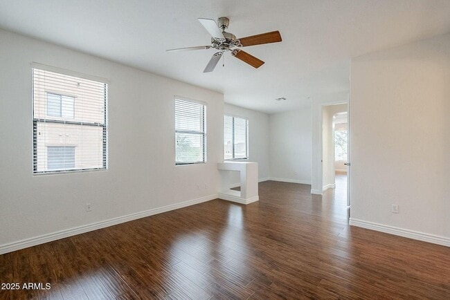 Building Photo - 13450 E Vía Linda