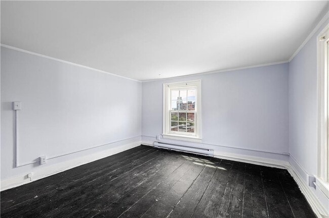 Building Photo - 34 Congdon St