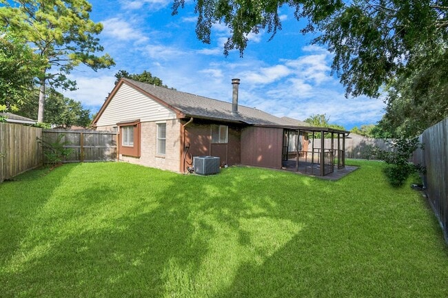 Building Photo - 2210 S Ferrisburg Ct