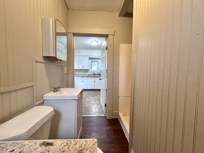 Building Photo - Two Bedroom Home in Muskegon