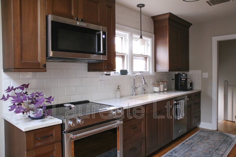 Building Photo - 2037 Ivanhoe St