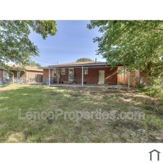 Building Photo - 2741 SW Murray Dr