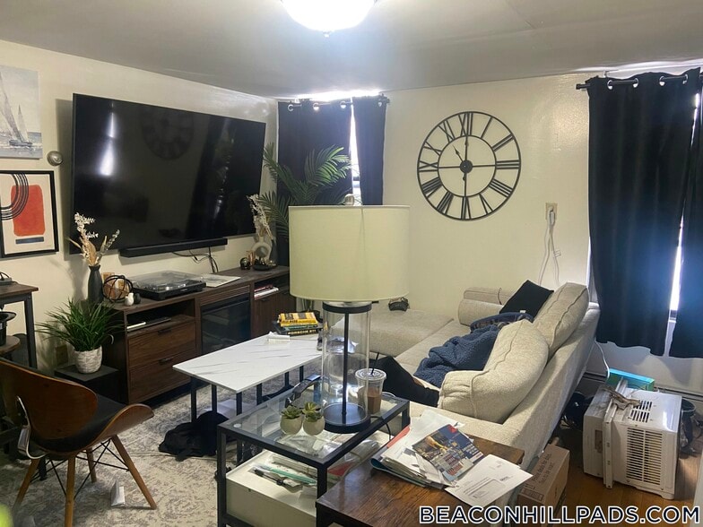 Building Photo - 232 Cambridge St