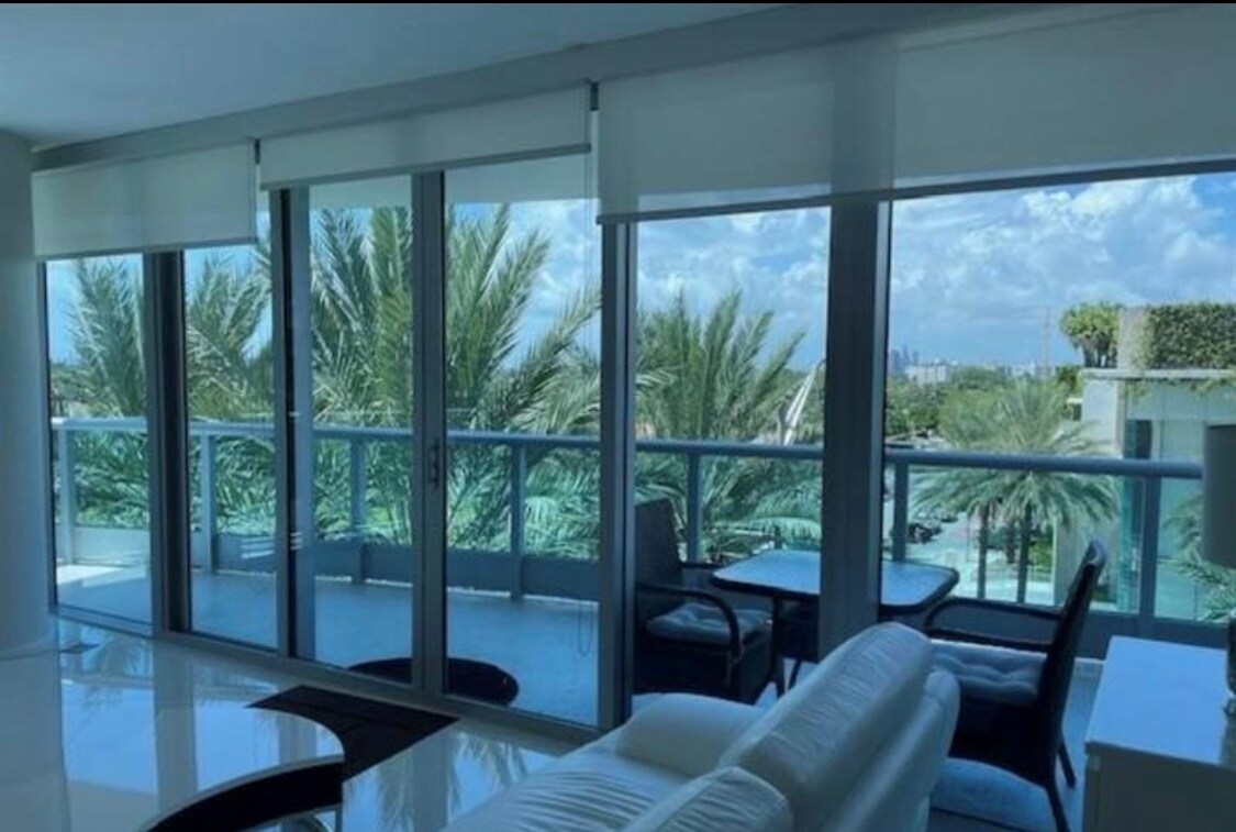 Building Photo - 9401 Collins Ave