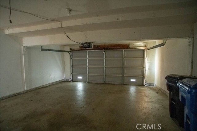 Building Photo - 10475 Newhome Ave