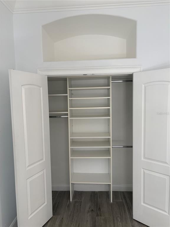 Building Photo - 3265 Hidden Lake Dr