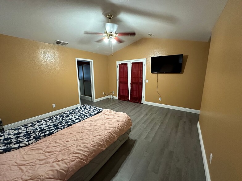 Building Photo - 749 Nighthawk Ct
