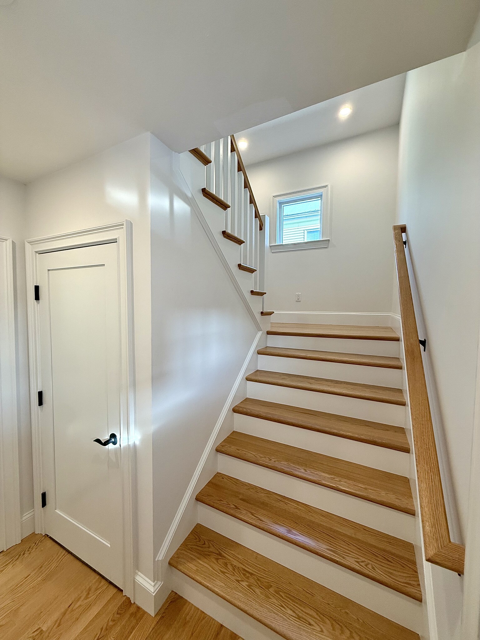 Common Entry Way with Gleaming Hardwood Floors and High End Finishes - 34 Saint Joseph Ave