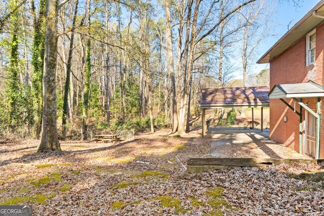 Building Photo - 4311 Short St