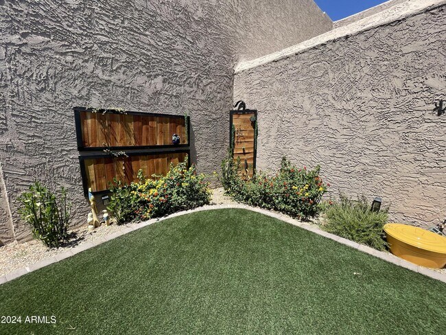 Building Photo - 12421 N 41st Pl