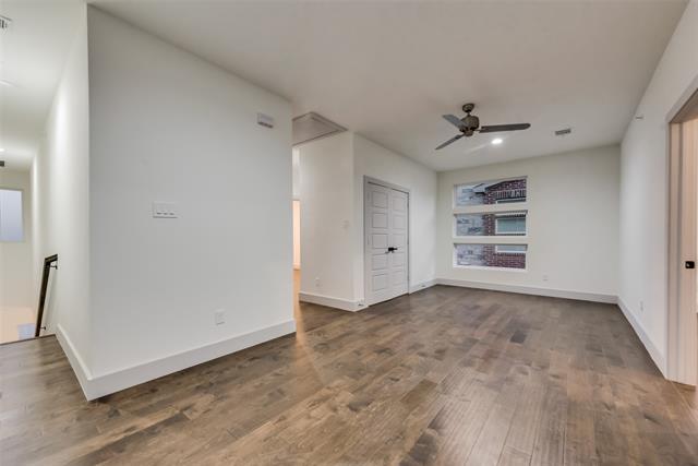 Building Photo - 6011 Rivendell Dr