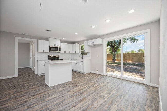 Building Photo - 3629 Corder St