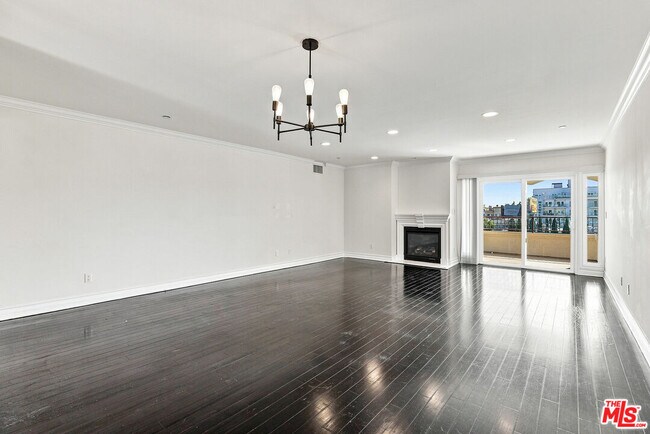 Building Photo - 1828 Glendon Ave