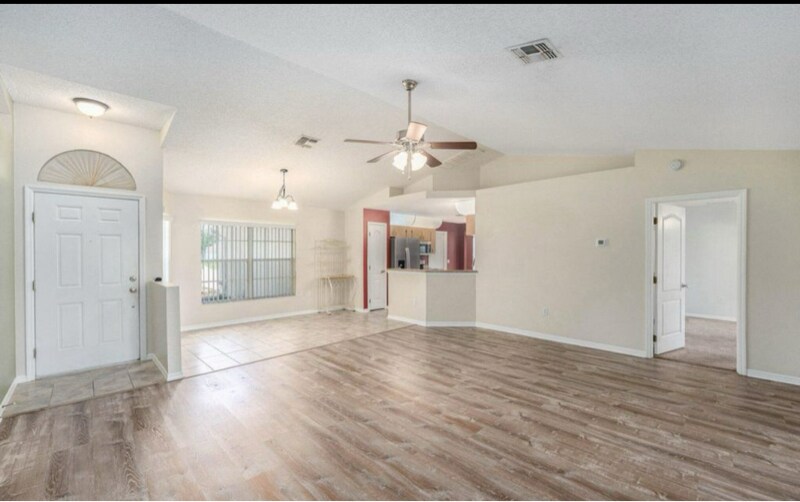 Building Photo - 7318 Lamplighter St