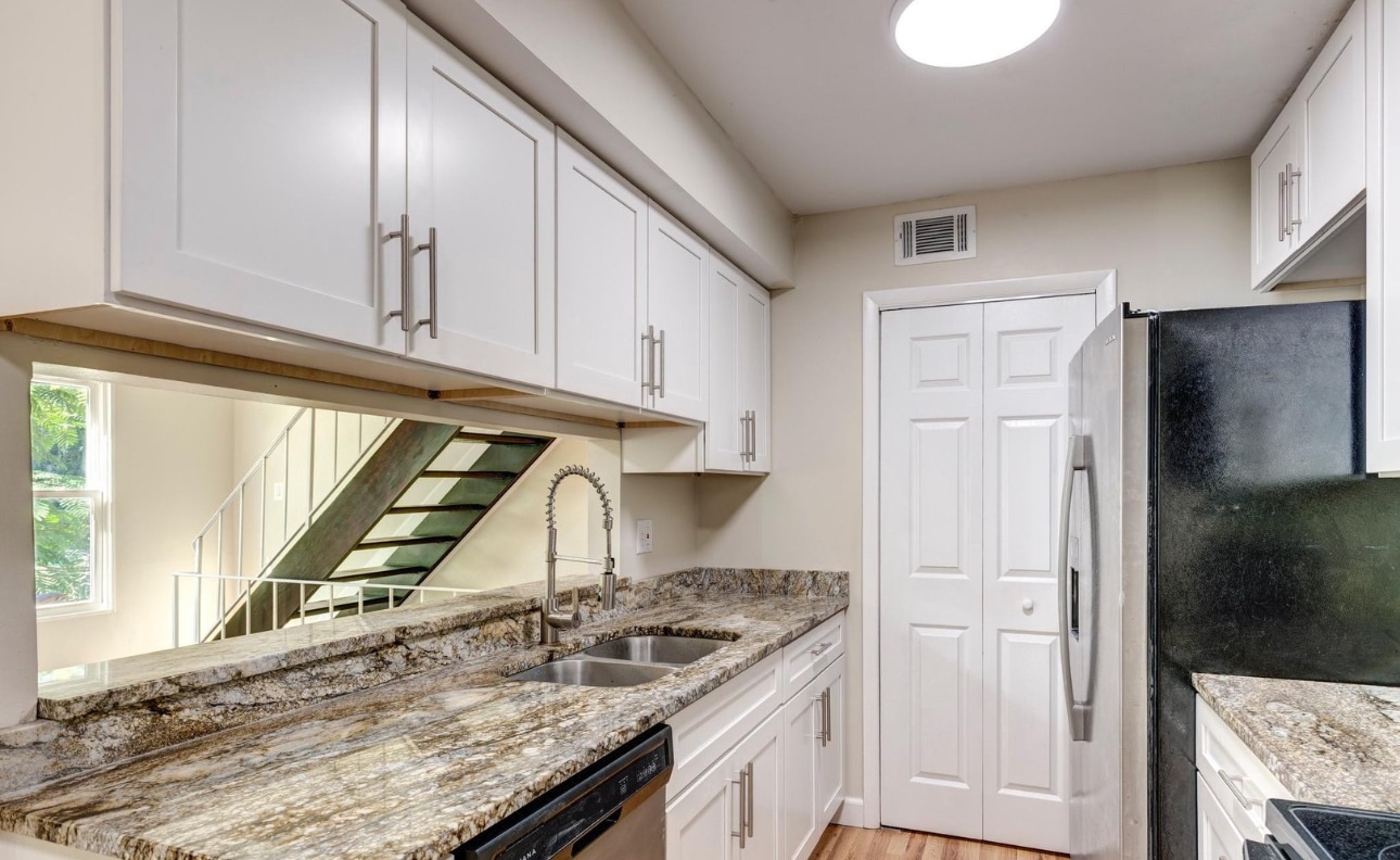 Building Photo - 133 Hammershire Rd