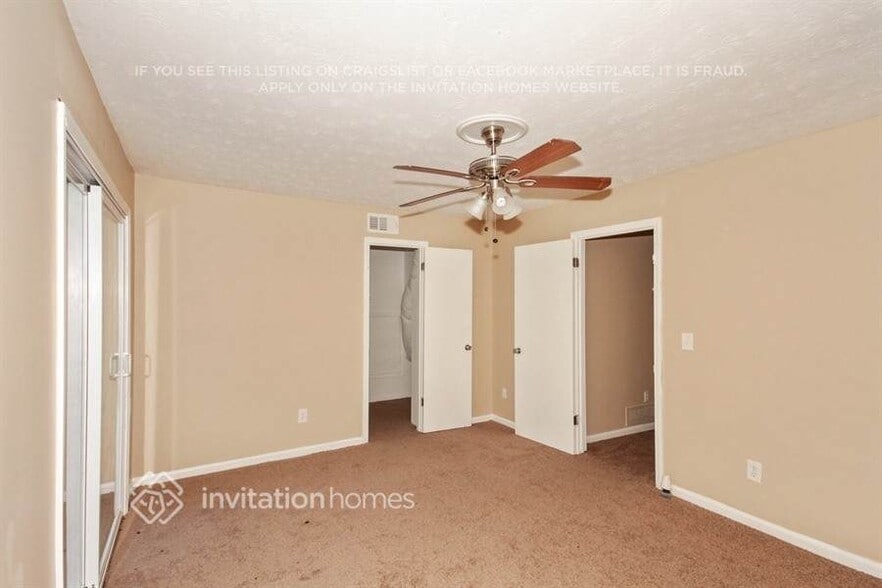 Building Photo - 1165 Golden Cir SW