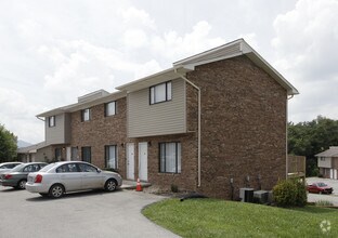 Building Photo - Stoneybrook Townhouses