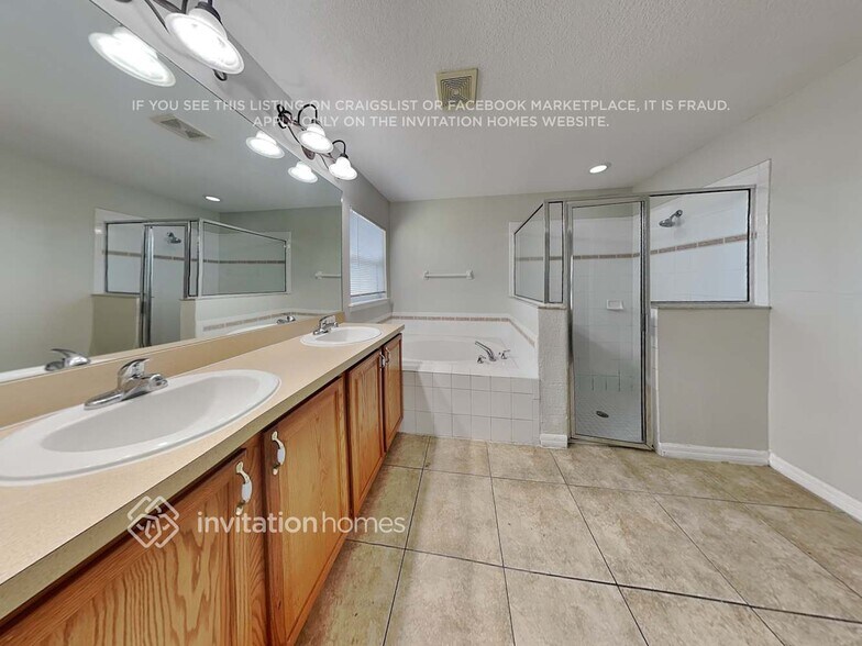 Building Photo - 10454 Paradise Bay Ct