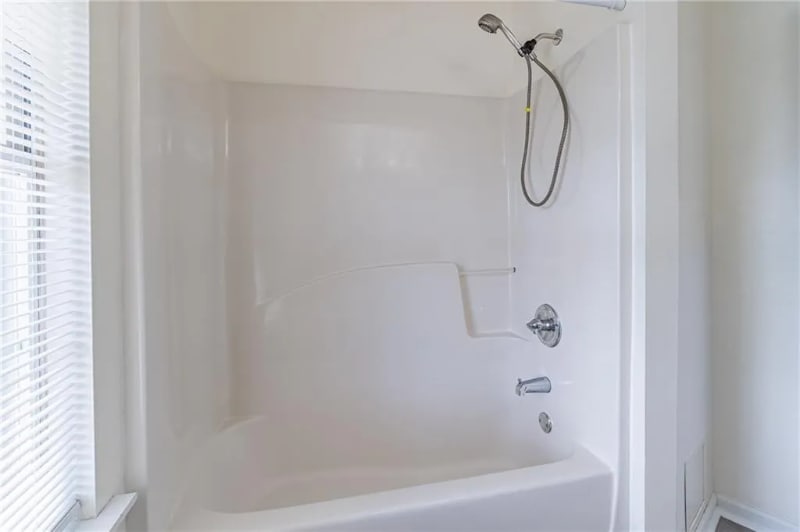 Building Photo - 1190 Mercury Dr SE