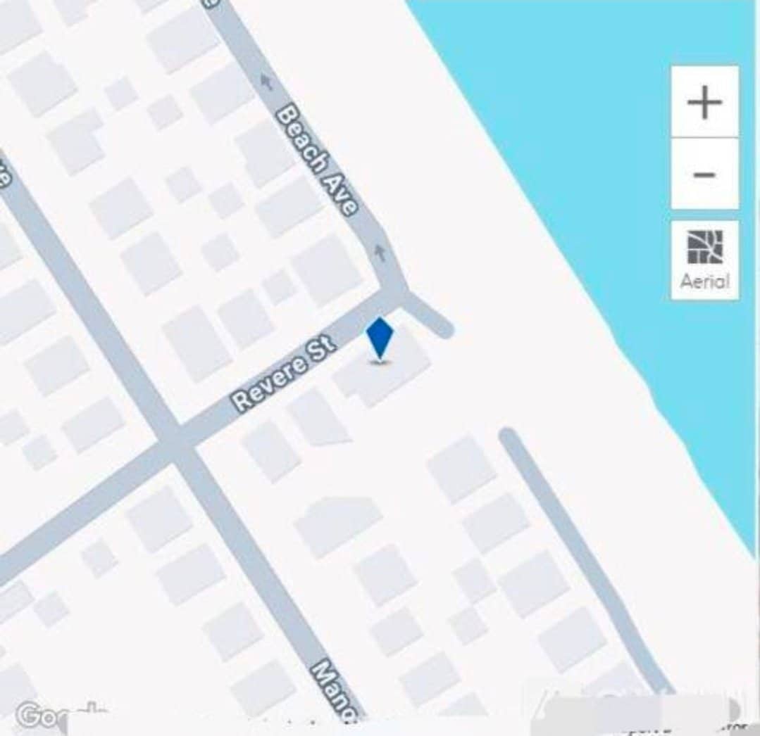 Building Photo - 102 Revere St