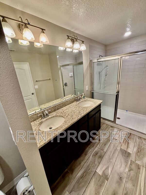 Building Photo - 1175 Flowing Tide Dr