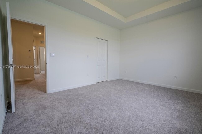 Building Photo - 2752 SE 26th Ave