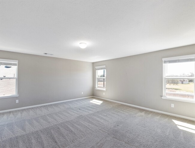 Building Photo - 5712 Bluebonnet Ln