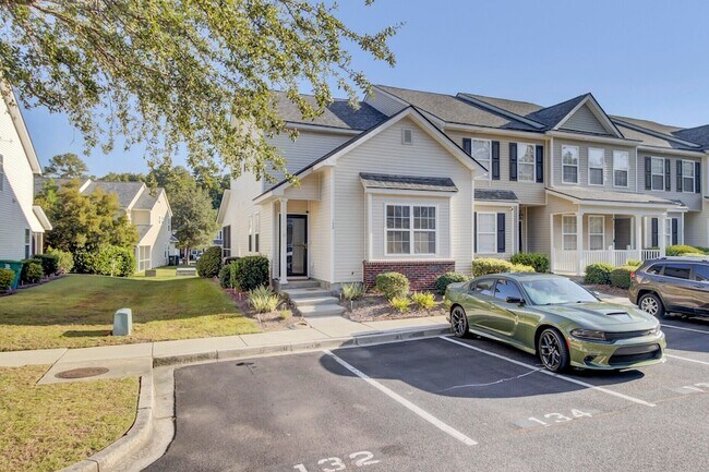 Building Photo - 132 Woodward Rd