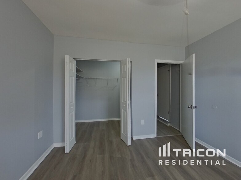 Building Photo - 152 Mante Dr