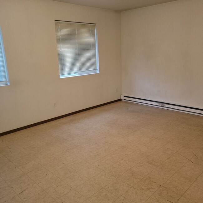 Building Photo - 607 Taylor