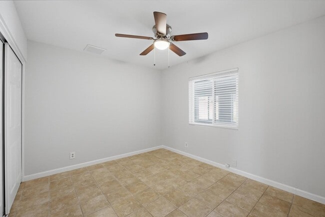 Building Photo - 656 W Pecos Ave