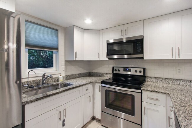 Building Photo - 115 Tomoka Trail