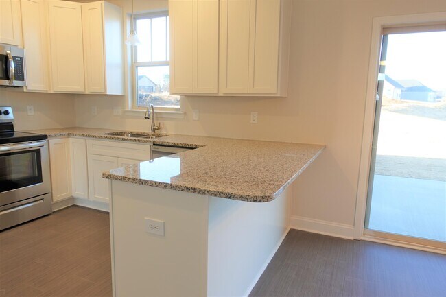 Building Photo - 2731 Millhone Dr