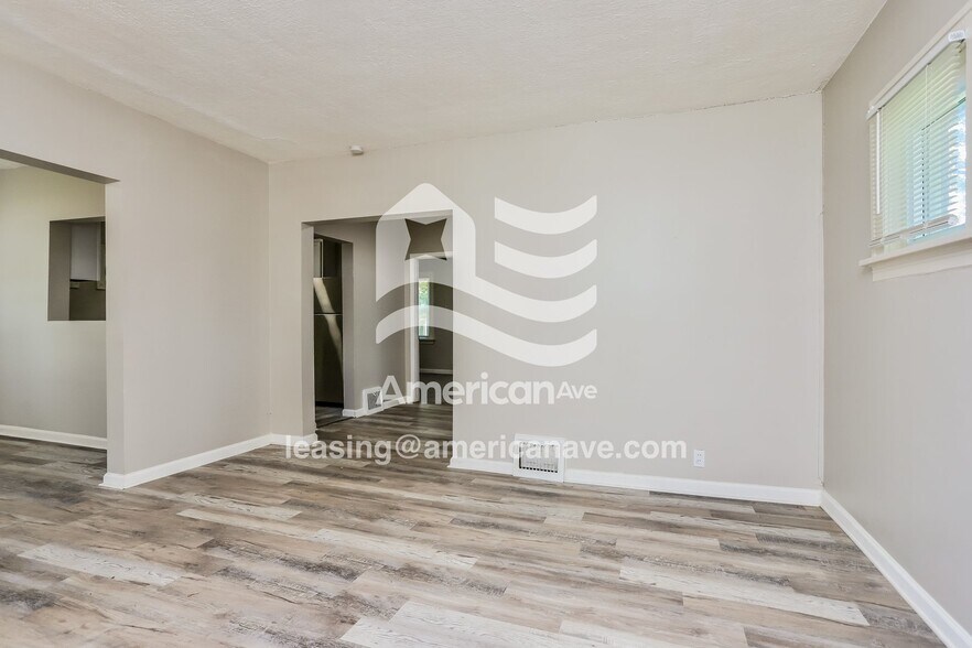 Building Photo - 6530 Avalon Ave