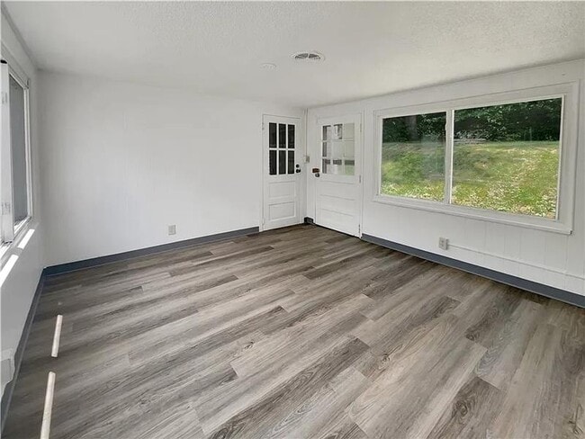 Building Photo - 1202 Clifton Ave