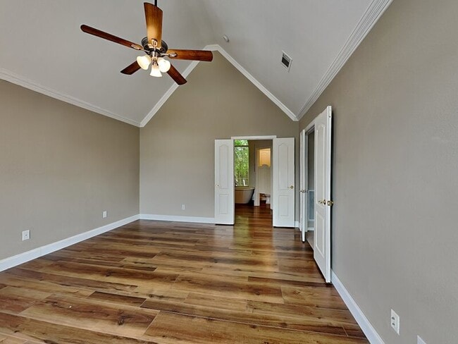 Building Photo - 1612 Commerce Dr