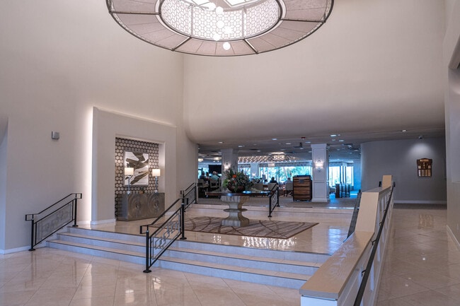 Building Photo - 1 Briarcliff Ct