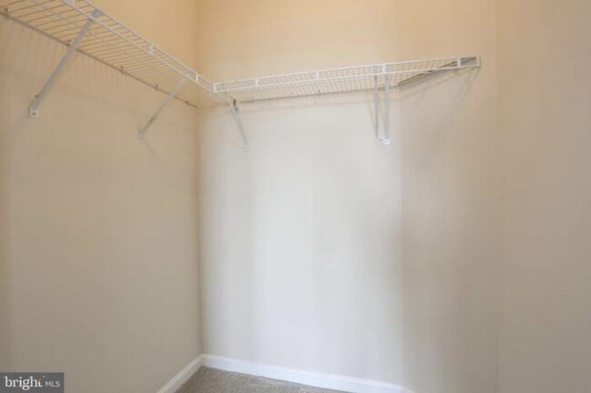 Building Photo - 2465 Army Navy Dr