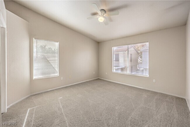 Building Photo - 1453 Rothwell Ct