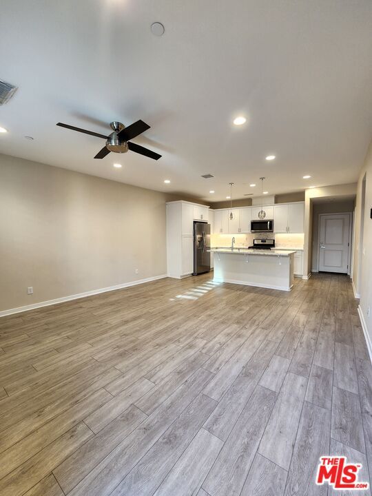 Building Photo - 28729 Jardineras Dr