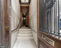 Building Photo - 1602 Locust St