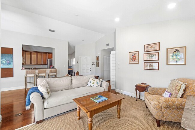 Building Photo - 2579 Bedford Mews Dr