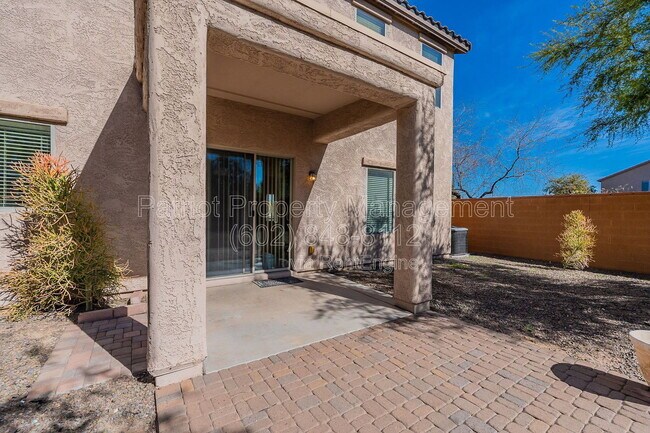 Building Photo - 26043 W Potter Dr