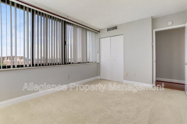 Building Photo - 6301 Stevenson Ave