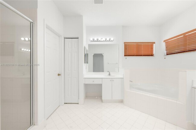 Building Photo - 9369 SW 224th Terrace