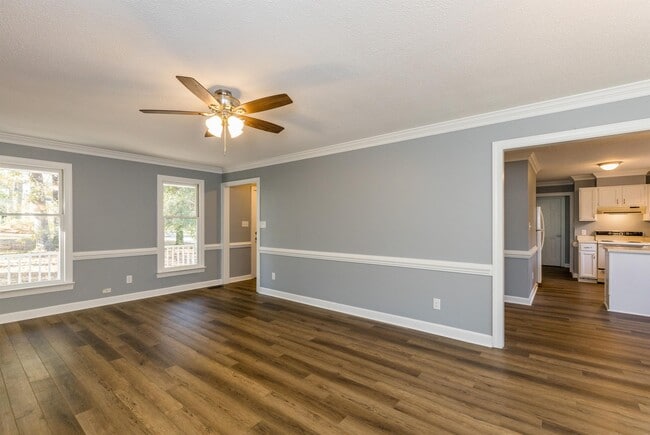 Building Photo - 508 Somerset Dr